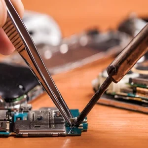 آموزش تعمیرات موبایل در مجتمع آموزشی قزوین